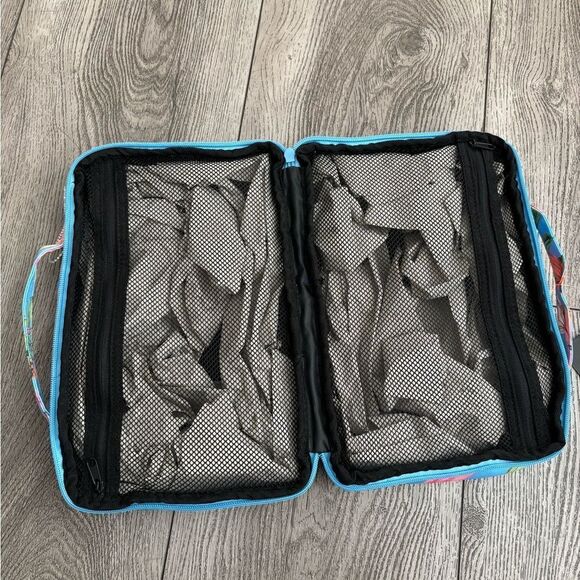 Hurley Blue Floral Bag with Pink and Green Accents perfect travel bag - Picture 3 of 6